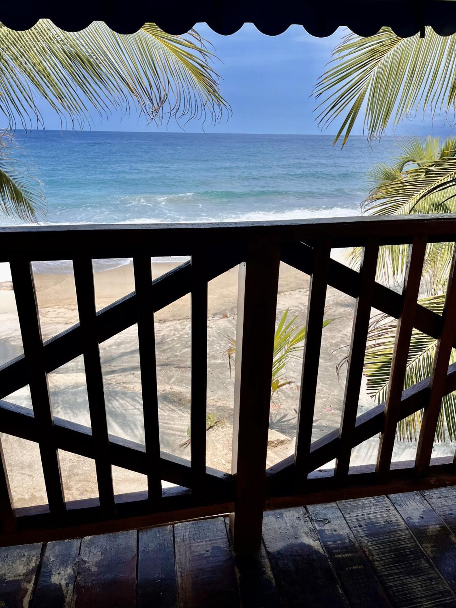 The Shark Cabana Frente Al Mar Лос-Наранхос Экстерьер фото