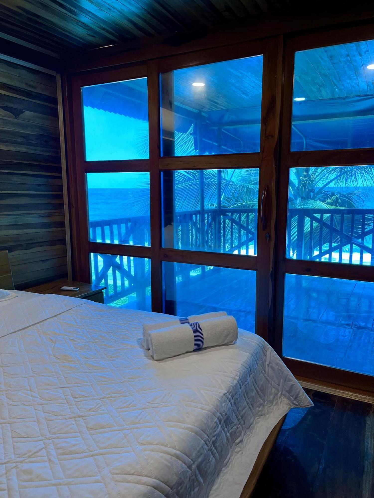 The Shark Cabana Frente Al Mar Лос-Наранхос Экстерьер фото